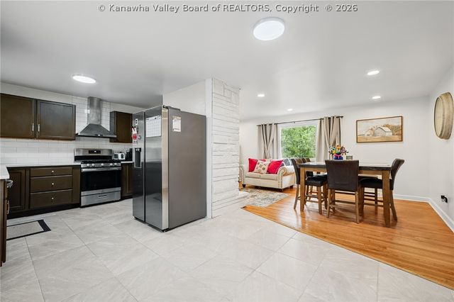 1416 Longridge Road, Charleston, WV 25314
