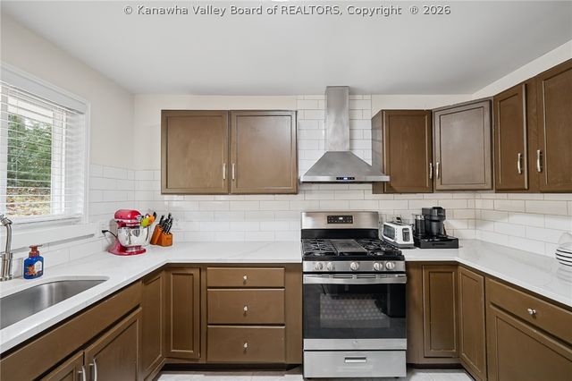 1416 Longridge Road, Charleston, WV 25314