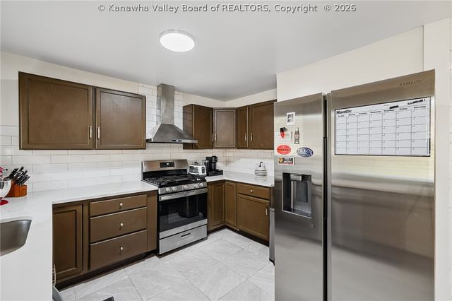 1416 Longridge Road, Charleston, WV 25314