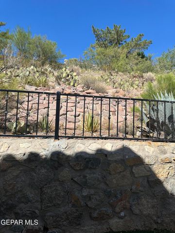 5615 BURNING TREE Drive, El Paso, TX 79912