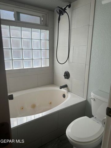 5615 BURNING TREE Drive, El Paso, TX 79912