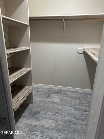 5615 BURNING TREE Drive, El Paso, TX 79912