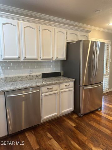 5615 BURNING TREE Drive, El Paso, TX 79912