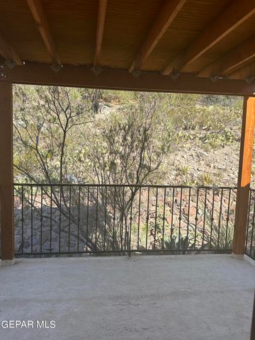 5615 BURNING TREE Drive, El Paso, TX 79912