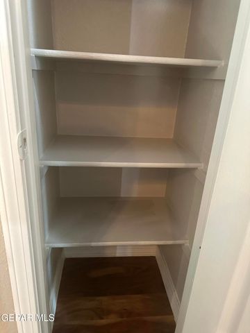 5615 BURNING TREE Drive, El Paso, TX 79912