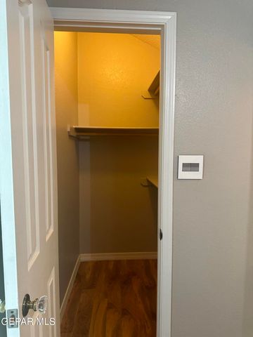 5615 BURNING TREE Drive, El Paso, TX 79912