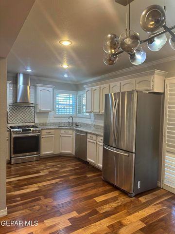 5615 BURNING TREE Drive, El Paso, TX 79912