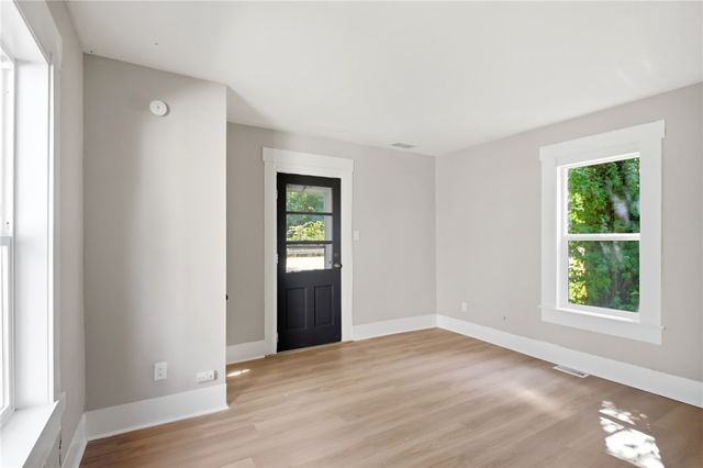 535 W Central Avenue, Dayton, OH 45449