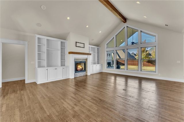 8607 W Flycatcher Place, Bentonville, AR 72713