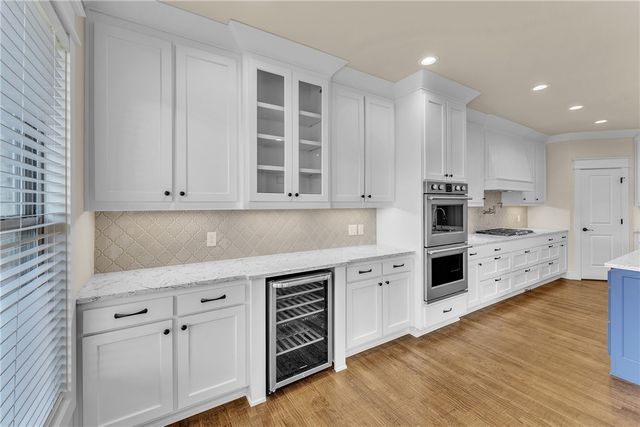 8607 W Flycatcher Place, Bentonville, AR 72713