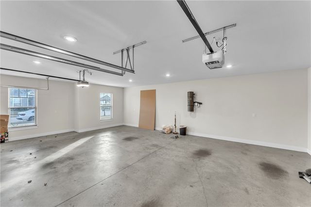 8607 W Flycatcher Place, Bentonville, AR 72713