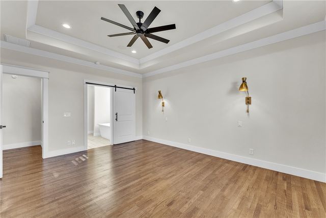 8607 W Flycatcher Place, Bentonville, AR 72713