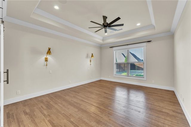 8607 W Flycatcher Place, Bentonville, AR 72713