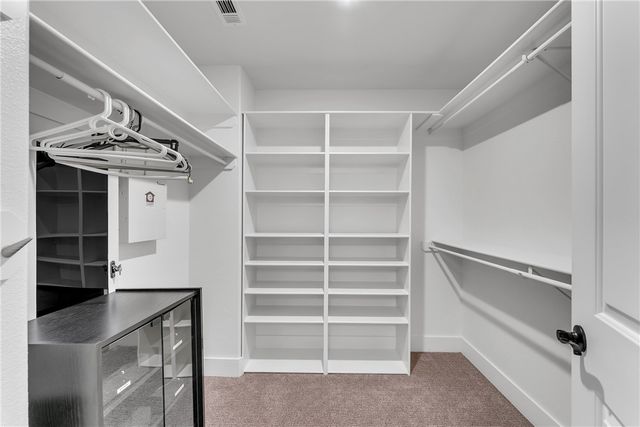 8607 W Flycatcher Place, Bentonville, AR 72713