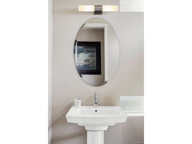 3361 Mariposa St, Denver, CO 80211