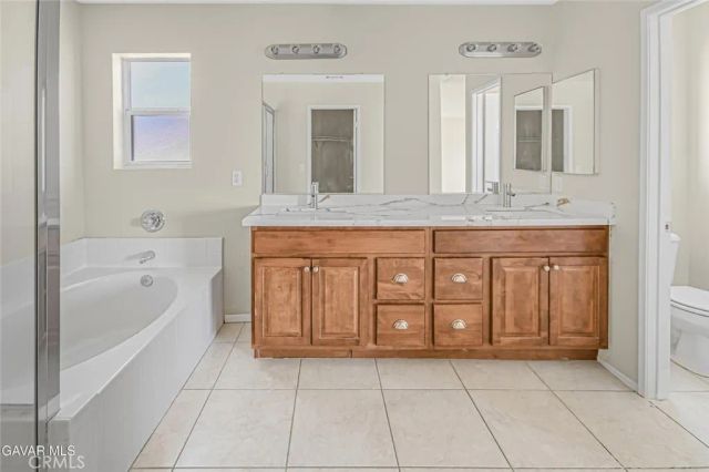 2116 Knollwood Court Court, Rosamond, CA 93560