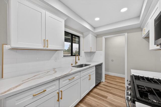 5334 Agate Way, Carmichael, CA 95608