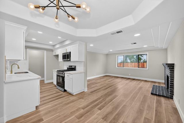 5334 Agate Way, Carmichael, CA 95608