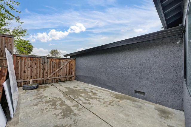 5334 Agate Way, Carmichael, CA 95608