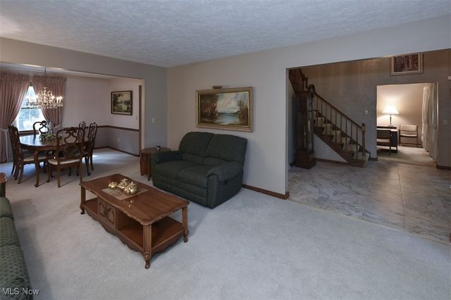 8960 Wildwood Drive, North Royalton, OH 44133