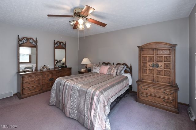 8960 Wildwood Drive, North Royalton, OH 44133