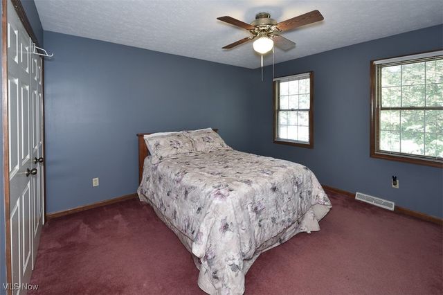 8960 Wildwood Drive, North Royalton, OH 44133