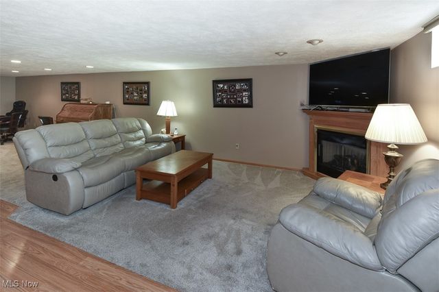 8960 Wildwood Drive, North Royalton, OH 44133