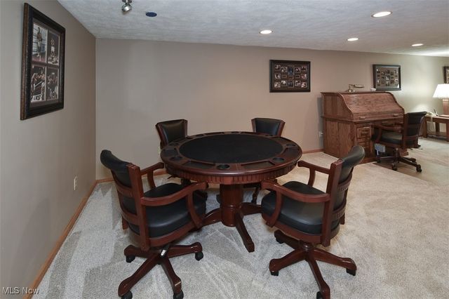 8960 Wildwood Drive, North Royalton, OH 44133