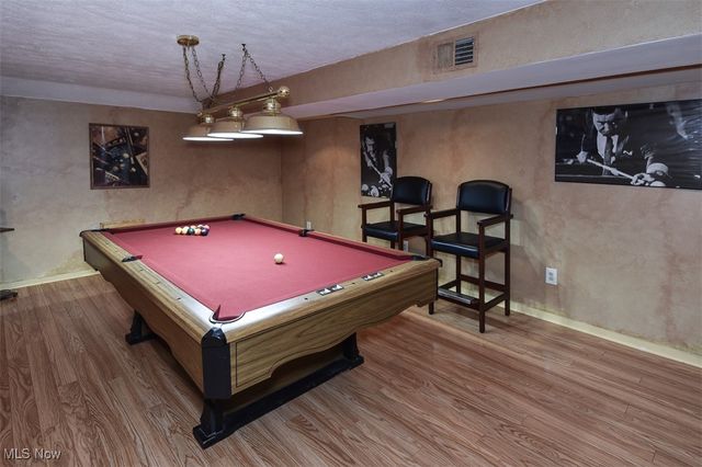 8960 Wildwood Drive, North Royalton, OH 44133