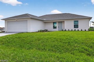 1333 NW 10th PL, Cape Coral, FL 33993