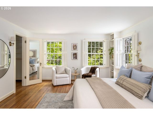 261 Sw BIRDSHILL Rd, Portland, OR 97219