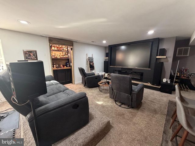 4660 CLAYTON RD, Waldorf, MD 20601