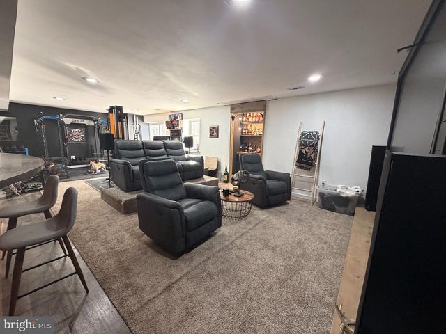 4660 CLAYTON RD, Waldorf, MD 20601