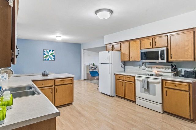 N3741 6th Road, Oxford, WI 53952