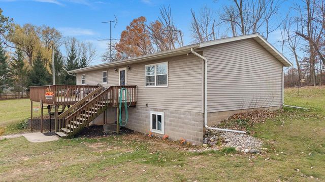 N3741 6th Road, Oxford, WI 53952