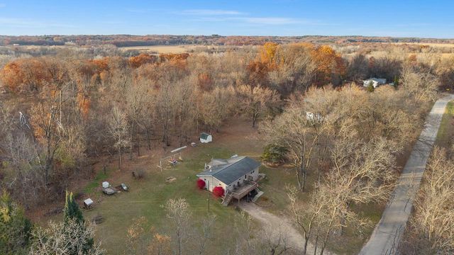 N3741 6th Road, Oxford, WI 53952