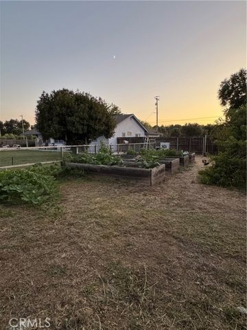 8220 Marek Road, Los Molinos, CA 96055