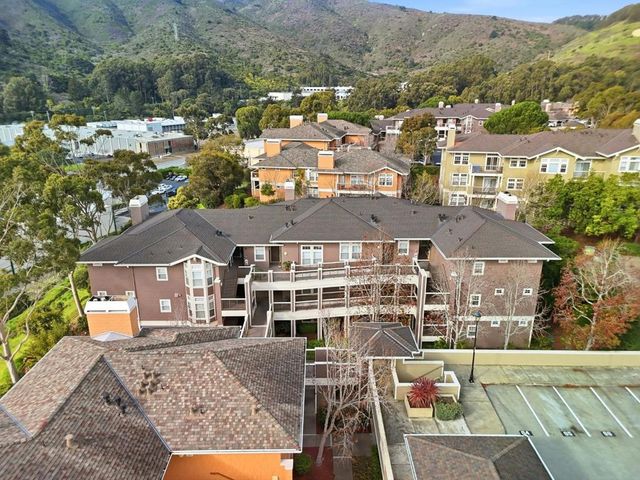 332 Crescent Court, Brisbane, CA 94005