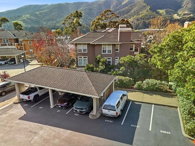 332 Crescent Court, Brisbane, CA 94005