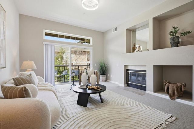 332 Crescent Court, Brisbane, CA 94005