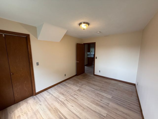 54 Pleasant St B, Wareham, MA 02571