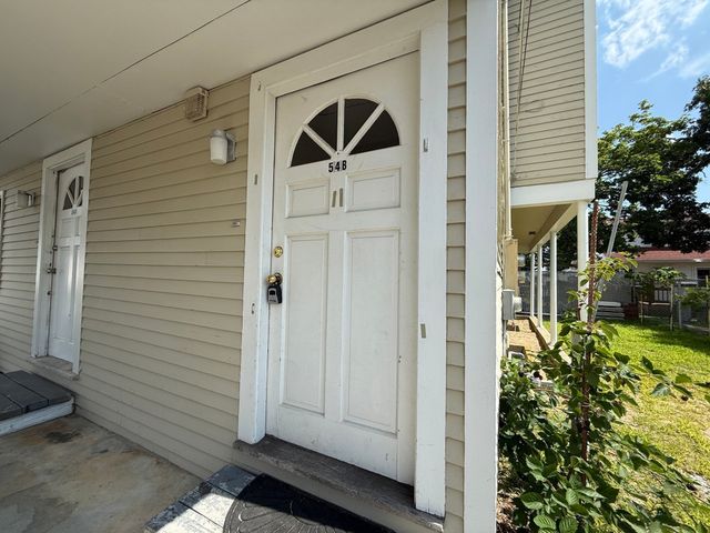 54 Pleasant St B, Wareham, MA 02571