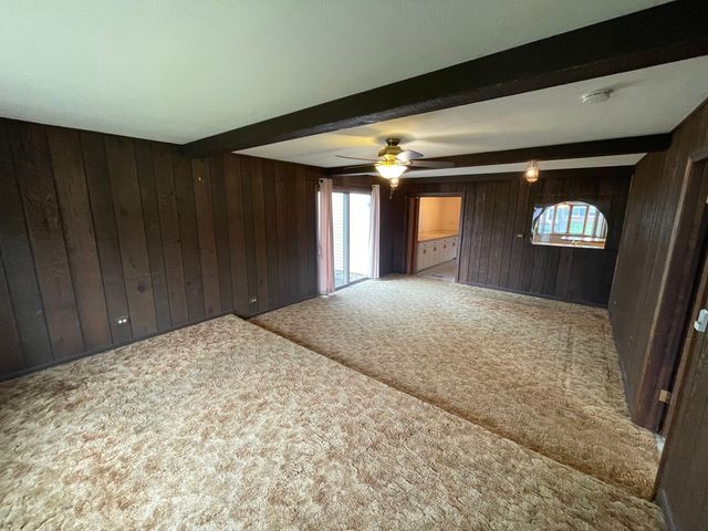 900 Georgean Lane, Schaumburg, IL 60193