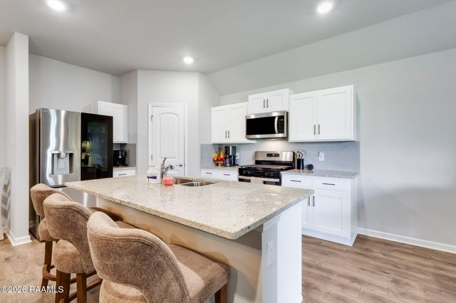 108 Harvest Hill, Broussard, LA 70518