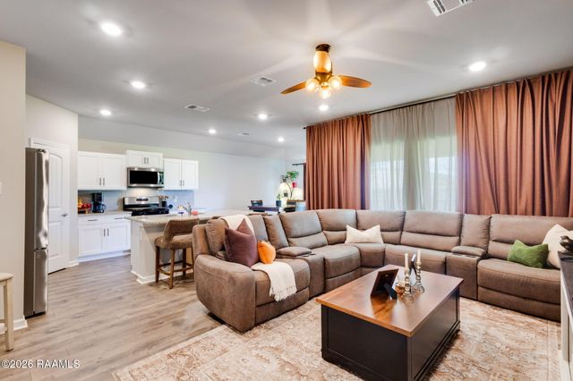 108 Harvest Hill, Broussard, LA 70518