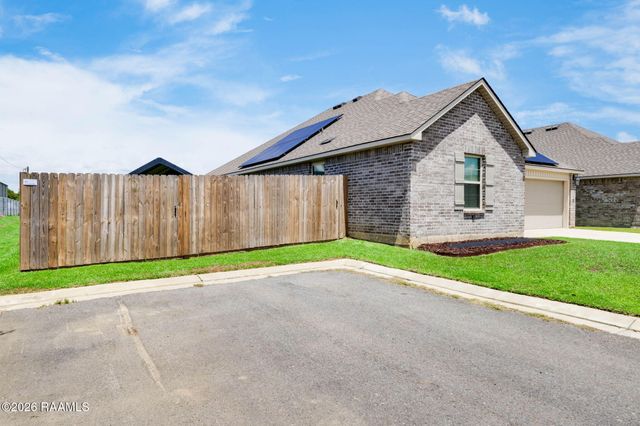 108 Harvest Hill, Broussard, LA 70518