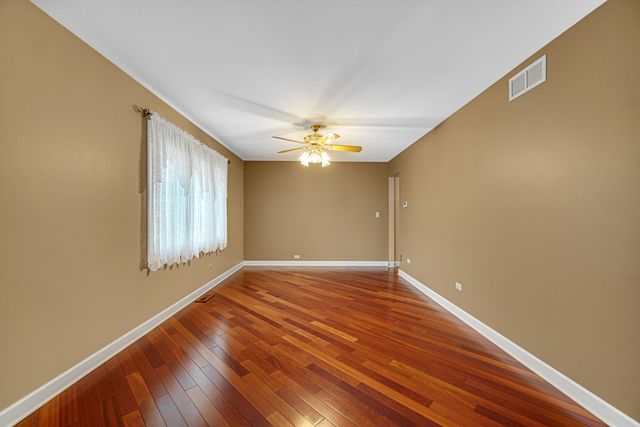 16448 S Rowley Lane, Lockport, IL 60441