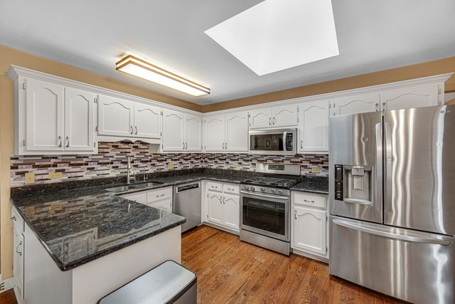 16448 S Rowley Lane, Lockport, IL 60441