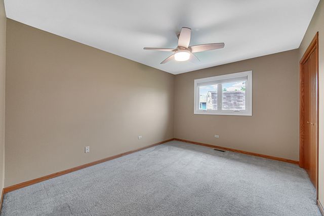 16448 S Rowley Lane, Lockport, IL 60441