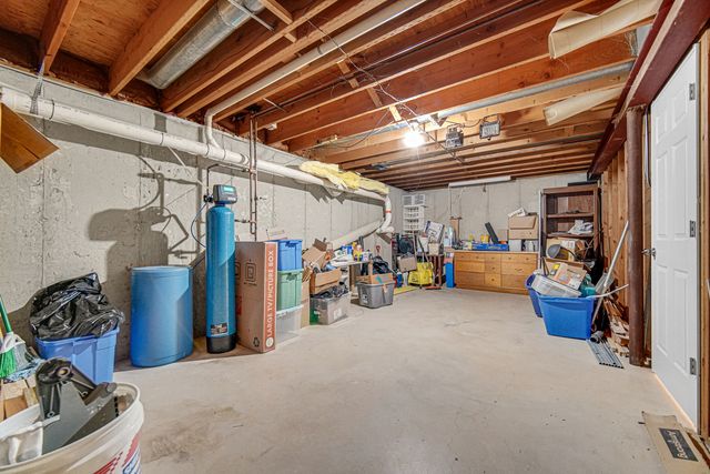 16448 S Rowley Lane, Lockport, IL 60441